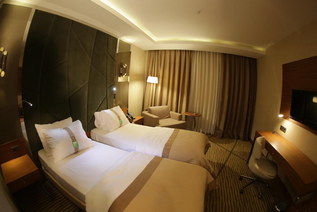 Holiday Inn Gaziantep By Ihg Exterior photo